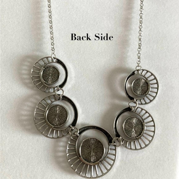 NWT Orange and Silver Necklace - Picture 5 of 12